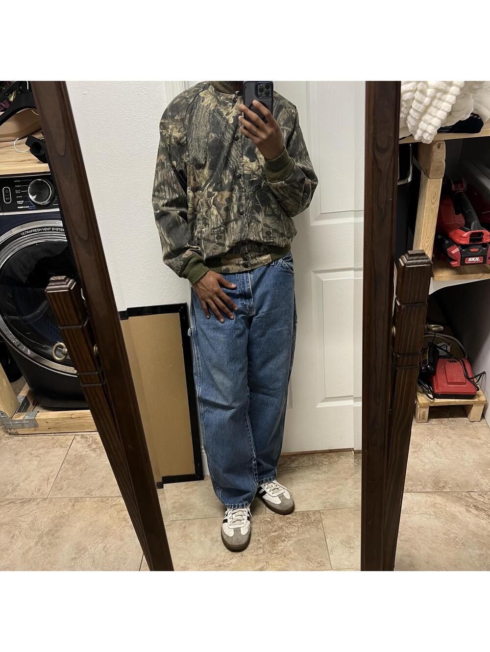 Jerzees Mossy Oak Camo Bomber Jacket Sz. M Snap Outdoors Hunting